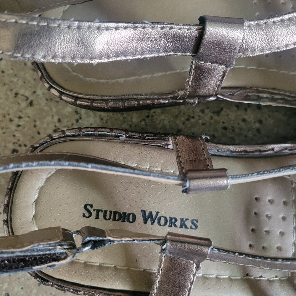 Studio Works Sandals - Picture 3 of 4